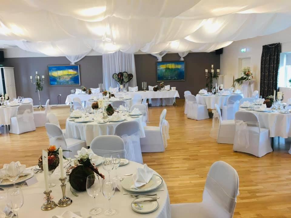 Skaslien Hotel & Guesthouse Kirkenaer Экстерьер фото