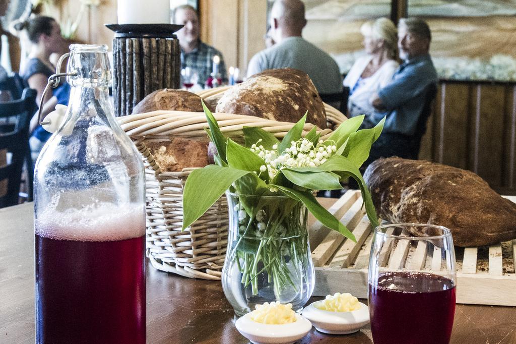 Skaslien Hotel & Guesthouse Kirkenaer Экстерьер фото