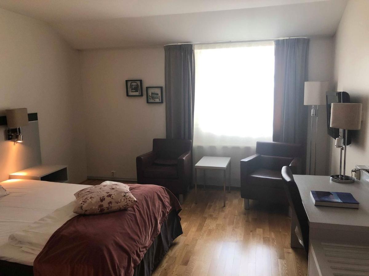Skaslien Hotel & Guesthouse Kirkenaer Экстерьер фото